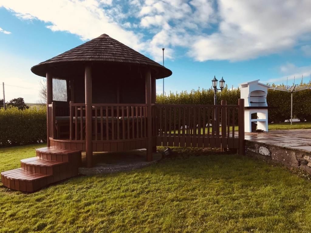 Дома для отпуска Ardkilly Ridge, Kinsale Town,Sleeps 8 Кинсейл