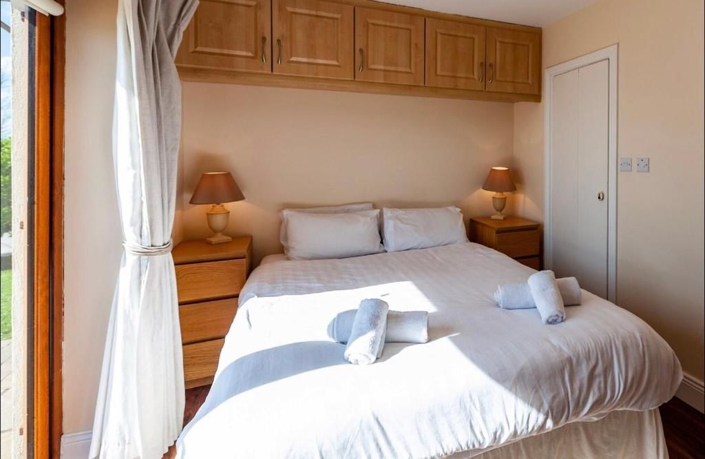 Дома для отпуска Ardkilly Ridge, Kinsale Town,Sleeps 8 Кинсейл