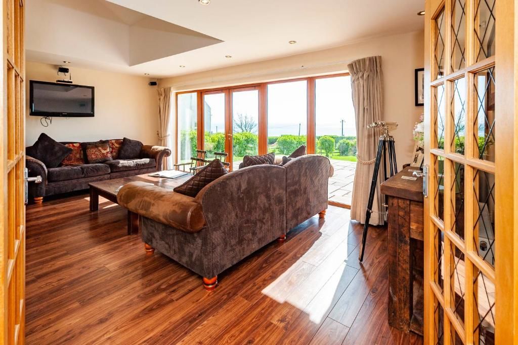 Дома для отпуска Ardkilly Ridge, Kinsale Town,Sleeps 8 Кинсейл